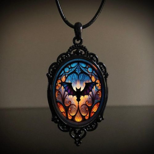 DarkDelightGothicVampireCrowBatNecklaceStyle2